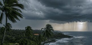 കേന്ദ്ര കാലാവസ്ഥാ കേന്ദ്രത്തിന്റെ പുതിയ അറിയിപ്പ് , കനത്ത മഴ തുടരുക രണ്ട് ദിവസം കൂടി