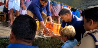 കടലിൽ വെച്ച് നെഞ്ചുവേദന ; മത്സ്യത്തൊഴിലാളിക്ക് രക്ഷകരായി അഴീക്കോട് കോസ്റ്റൽ പോലീസ്