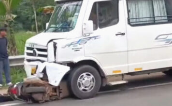 കലഞ്ഞൂരില് വീണ്ടും അപകടം : സ്കൂട്ടറും ടെമ്പോ ട്രാവലറും കൂട്ടിയിടിച്ചു – സ്കൂട്ടര് യാത്രക്കാരന് ഗുരുതര പരിക്ക്