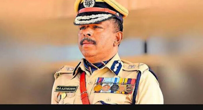രക്ഷാപ്രവർത്തന കേസ് ; സസ്പെൻഷനെതിരെ എംആർ അജിത് കുമാർ നിയമനടപടിക്കെന്ന് സൂചന രക്ഷാപ്രവർത്തന കേസ് ; സസ്പെൻഷനെതിരെ എംആർ അജിത് കുമാർ നിയമനടപടിക്കെന്ന് സൂചന