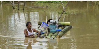 ആസാമിൽ കനത്ത മഴ : 810 ഗ്രാമങ്ങൾ വെള്ളത്തിനടിയിൽ ; മരണസംഖ്യ 62 ആയി, സാഹചര്യം വിലയിരുത്തി പ്രധാനമന്ത്രി
