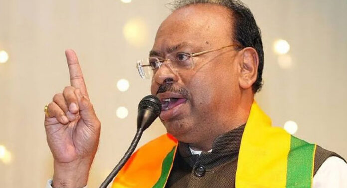 സഭകളുടെ ഭൂമി അവകാശത്തിൽ കയ്യേറ്റം തെളിഞ്ഞാൽ തിരിച്ചുപിടിക്കും : മഹാരാഷ്ട്രയിൽ കർശന പരിശോധന സഭകളുടെ ഭൂമി അവകാശത്തിൽ കയ്യേറ്റം തെളിഞ്ഞാൽ തിരിച്ചുപിടിക്കും : മഹാരാഷ്ട്രയിൽ കർശന പരിശോധന