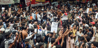 വിദ്യാർഥി സമരം : വ്യാജ വാർത്തകൾ പ്രചരിപ്പിച്ച പാകിസ്ഥാൻ സമൂഹമാധ്യമ അക്കൗണ്ടുകൾ ബ്ലോക്ക് ചെയ്തെന്ന് പോലീസ്