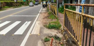 കേബിൾ സ്ഥാപിക്കാൻ എടുത്ത കുഴികൾ മൂടിയില്ല ; പുനലൂർ-മൂവാറ്റുപുഴ സംസ്ഥാന പാതയിൽ യാത്രാക്ലേശം രൂക്ഷം