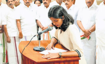 എൽഡിഎഫ് അവിശ്വാസം പാസായി ; നഗരസഭാധ്യക്ഷ ദിയ ബിനു പുറത്തേക്ക്