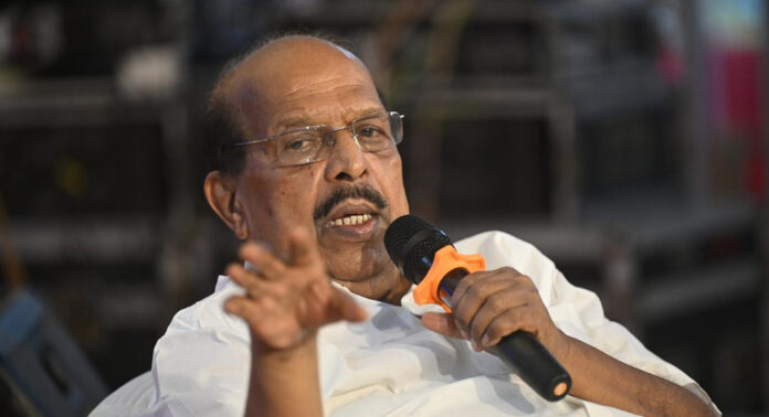 പ്രായമായ സിപിഎം നേതാക്കൾ വയോജന പാഠശാലയിൽ പോയി പഠിക്കണം ; വീണ്ടും പരാമർശവുമായി ജി. സുധാകരൻ പ്രായമായ സിപിഎം നേതാക്കൾ വയോജന പാഠശാലയിൽ പോയി പഠിക്കണം ; വീണ്ടും പരാമർശവുമായി ജി. സുധാകരൻ