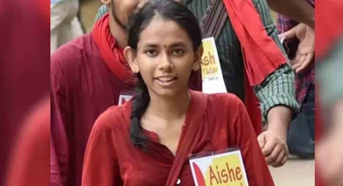 ഐഷി ഘോഷിനെ അറസ്റ്റ് ചെയ്യാനുള്ള ഡൽഹി പോലീസിന്റെ നീക്കം : അഭിഭാഷകർ ഇന്ന് കോടതിയെ സമീപിക്കും ഐഷി ഘോഷിനെ അറസ്റ്റ് ചെയ്യാനുള്ള ഡൽഹി പോലീസിന്റെ നീക്കം : അഭിഭാഷകർ ഇന്ന് കോടതിയെ സമീപിക്കും
