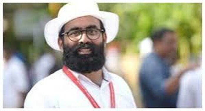 കാഫിർ സ്ക്രീൻ ഷോട്ട് കേസിൽ ഡിവൈഎഫ്ഐ നേതാവ് റിബേഷ് രാമകൃഷ്ണന് മുൻകൂർ ജാമ്യം കാഫിർ സ്ക്രീൻ ഷോട്ട് കേസിൽ ഡിവൈഎഫ്ഐ നേതാവ് റിബേഷ് രാമകൃഷ്ണന് മുൻകൂർ ജാമ്യം