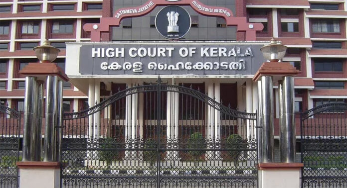 റാഗിങ് നിരോധന നിയമം ; സർക്കാരിനെ അതൃപ്തി അറിയിച്ച് ഹൈക്കോടതി റാഗിങ് നിരോധന നിയമം ; സർക്കാരിനെ അതൃപ്തി അറിയിച്ച് ഹൈക്കോടതി