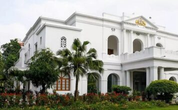 ഡൽഹിയിലെ കേരളാ ഹൗസിൽ ജനറേറ്റർ തകരാറിലായതോടെ വൈദ്യുതി പ്രതിസന്ധി