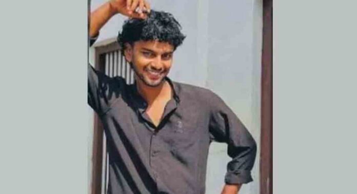 ആര്യനാട് പോലീസ് സ്റ്റേഷൻ അക്രമിക്കുകയും സിഐയെ ഇരുമ്പ് കസേര കൊണ്ട് തലക്കടിക്കുകയും ചെയ്ത യൂ ട്യൂബർ അറസ്റ്റിൽ ആര്യനാട് പോലീസ് സ്റ്റേഷൻ അക്രമിക്കുകയും സിഐയെ ഇരുമ്പ് കസേര കൊണ്ട് തലക്കടിക്കുകയും ചെയ്ത യൂ ട്യൂബർ അറസ്റ്റിൽ