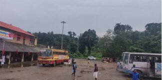 കൈ കാണിച്ചിട്ടും പ്രിയദർശിനി ബസ് നിർത്തിയില്ല : അധ്യാപികയുടെ പരാതിയിൽ അന്വേഷണത്തിന് നിർദേശിച്ച് മന്ത്രി