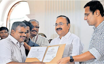 വാക്ക് പാലിച്ച് മുഖ്യമന്ത്രി : ലോ കോളജുകളിൽ 35 അസി. പ്രഫസർമാർക്ക് നിയമനം