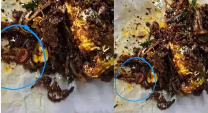 പോലീസ് കന്റീനിലെ ഭക്ഷണത്തിൽ അട്ട ; കോർപറേഷൻ പരിശോധനയെ തുടർന്ന് കന്റീൻ പൂട്ടിച്ചു പോലീസ് കന്റീനിലെ ഭക്ഷണത്തിൽ അട്ട ; കോർപറേഷൻ പരിശോധനയെ തുടർന്ന് കന്റീൻ പൂട്ടിച്ചു