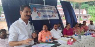 പട്ടികജാതി/പട്ടികവർഗ്ഗ ജനവിഭാഗങ്ങള്ക്കായുള്ള വികസന പദ്ധതികള് പരിശോധിക്കാന് മോണിറ്ററിംഗ് കമ്മറ്റി നടന്നു