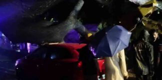കനത്ത മഴ : മുംബൈയിൽ കെട്ടിടം തകർന്നു വീണു ; കുട്ടികളടക്കം 6 മരണം