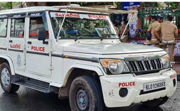 മദ്യപാനം ചോദ്യം ചെയ്തു ; പോലീസുകാരെ ഓട്ടോയിടിപ്പിച്ച് കൊല്ലാൻ ശ്രമം