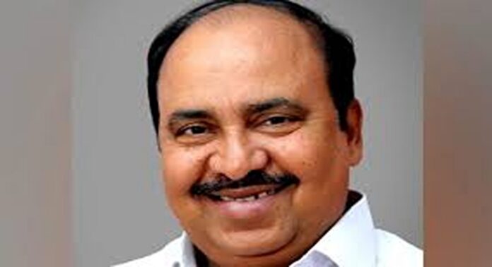 തന്നെ അഴിമതിക്കാരനാക്കാൻ ശ്രമമെന്ന് ഐഎൻടിയുസി സംസ്ഥാന പ്രസിഡൻ്റ് ആർ ചന്ദ്രശേഖരൻ തന്നെ അഴിമതിക്കാരനാക്കാൻ ശ്രമമെന്ന് ഐഎൻടിയുസി സംസ്ഥാന പ്രസിഡൻ്റ് ആർ ചന്ദ്രശേഖരൻ