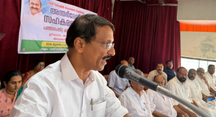 സഹകരണ മേഖലയിലെ നിക്ഷേപകരുടെ ആശങ്ക അകറ്റുകയാണ് പ്രഥമ പരിഗണനയാകേണ്ടത്: റാന്നി എം.എൽ.എ അഡ്വ.പഴകുളം മധു സഹകരണ മേഖലയിലെ നിക്ഷേപകരുടെ ആശങ്ക അകറ്റുകയാണ് പ്രഥമ പരിഗണനയാകേണ്ടത്: റാന്നി എം.എൽ.എ അഡ്വ.പഴകുളം മധു