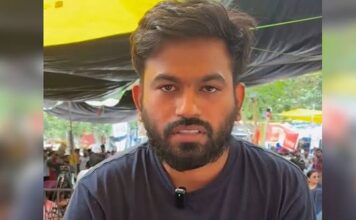 പോലീസ് കസ്റ്റഡിയിൽ ഉള്ളവരെ കാണാൻ അഭിഭാഷകരെ അനുവദിക്കുന്നില്ലെന്നും കസ്റ്റഡിയിൽ ഉള്ളവരുടെ പട്ടിക നൽകുന്നില്ലെന്നും സിജെപി വക്താവ് സൗരവ് ദാസ്