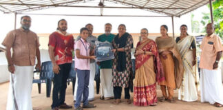 പന്തളം മങ്ങാരം ഗവൺമെന്റ് യു.പി.സ്കൂളിലെ വിദ്യാർത്ഥികൾക്ക് സ്കൂൾ ബാഗുകൾ വിതരണം ചെയ്തു