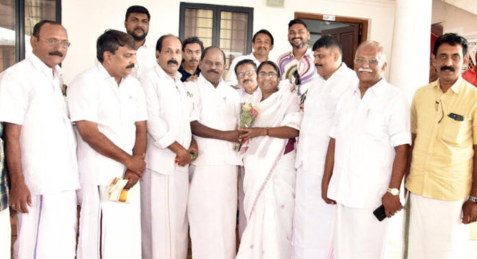 ഡെപ്യൂട്ടി സ്പീക്കര് അഡ്വ.ഷാനിമോള് ഉസ്മാന് ഡി.സി.സി സ്വീകരണം നല്കി ഡെപ്യൂട്ടി സ്പീക്കര് അഡ്വ.ഷാനിമോള് ഉസ്മാന് ഡി.സി.സി സ്വീകരണം നല്കി