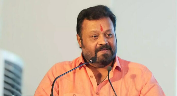 ഇ20 പെട്രോൾ സുരക്ഷിതം ; എൻജിൻ കേടാകില്ലെന്ന് സുരേഷ് ഗോപി ഇ20 പെട്രോൾ സുരക്ഷിതം ; എൻജിൻ കേടാകില്ലെന്ന് സുരേഷ് ഗോപി