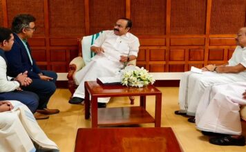ടാറ്റാ പ്രതിനിധികളുമായി ചർച്ച നടത്തിയെന്ന് മുഖ്യമന്ത്രി വി ഡി സതീശൻ പറഞ്ഞത് കള്ളമല്ലെന്ന് വ്യവസായ മന്ത്രി പി കെ കുഞ്ഞാലിക്കുട്ടി