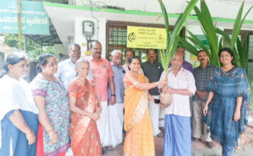 റാന്നി കൃഷിഭവന്റെ ആഭിമുഖ്യത്തിൽ തെങ്ങിൻ തൈകളുടെ വിതരണം നടത്തി