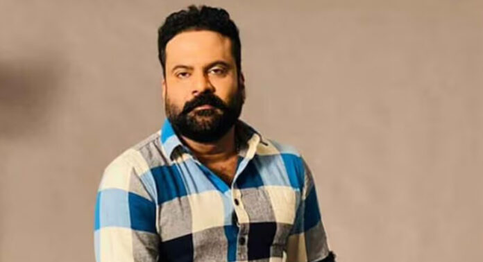 നടി അൻസിബയുടെ പരാതി ; മുന്കൂര് ജാമ്യം തേടി ടിനി ടോം നടി അൻസിബയുടെ പരാതി ; മുന്കൂര് ജാമ്യം തേടി ടിനി ടോം