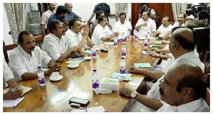 വീര്യം കുറഞ്ഞ മദ്യം വിൽക്കണോയെന്നതിൽ നിര്ദ്ദേശം സമര്പ്പിക്കാൻ യുഡിഎഫ് ഉപസമിതിയുണ്ടാക്കും വീര്യം കുറഞ്ഞ മദ്യം വിൽക്കണോയെന്നതിൽ നിര്ദ്ദേശം സമര്പ്പിക്കാൻ യുഡിഎഫ് ഉപസമിതിയുണ്ടാക്കും