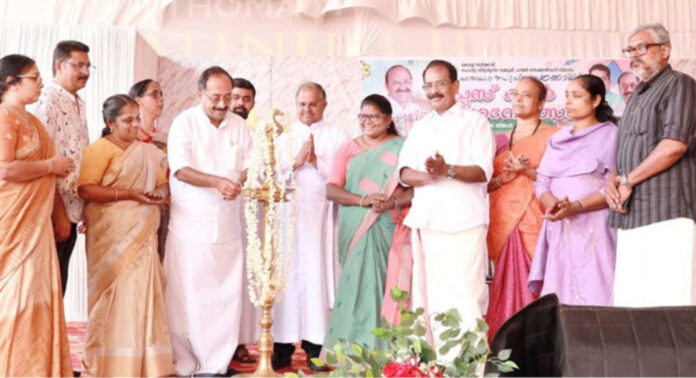 വിദ്യാർത്ഥികൾ നാടിന്റെ സമ്പത്ത് ; അഡ്വ.വര്ഗീസ് മാമ്മൻ എം.എൽ.എ വിദ്യാർത്ഥികൾ നാടിന്റെ സമ്പത്ത് ; അഡ്വ.വര്ഗീസ് മാമ്മൻ എം.എൽ.എ
