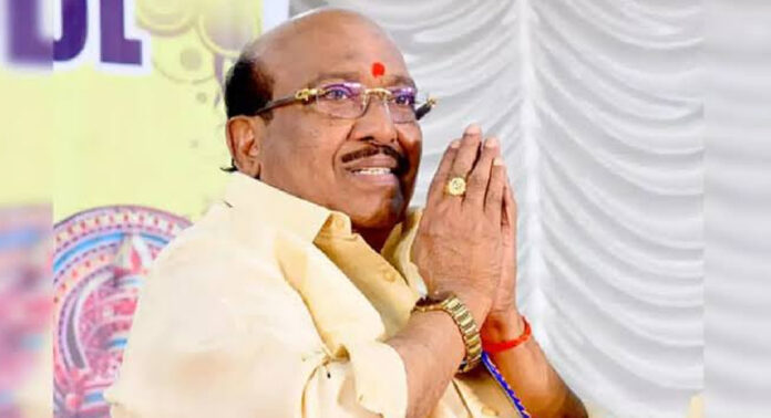 വെള്ളാപ്പള്ളിയുടെ പത്മഭൂഷൺ വിവാദം ; ഇടപെടാനില്ലെന്ന് കോടതി വെള്ളാപ്പള്ളിയുടെ പത്മഭൂഷൺ വിവാദം ; ഇടപെടാനില്ലെന്ന് കോടതി