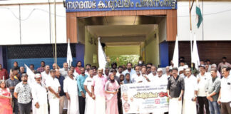 അനധികൃത വ്യാപാര മേളകള്ക്ക് അനുമതി നല്കുന്ന പത്തനംതിട്ട നഗരസഭ ഉദ്യോഗസ്ഥര്ക്കെതിരെ വ്യാപാരികളുടെ പ്രതിഷേധമിരമ്പി