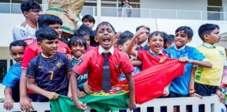 ലോകകപ്പ് ഫൈനലിന്റെ ഭാഗമായി സ്കൂളുകള്ക്ക് അവധി പ്രഖ്യാപിച്ചതിന് പിന്നാലെ പ്രതികരണവുമായി സോഷ്യല് മീഡിയ