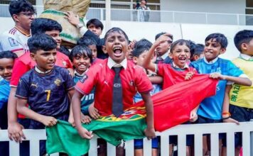 ലോകകപ്പ് ഫൈനലിന്റെ ഭാഗമായി സ്കൂളുകള്ക്ക് അവധി പ്രഖ്യാപിച്ചതിന് പിന്നാലെ പ്രതികരണവുമായി സോഷ്യല് മീഡിയ