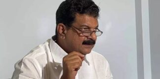 ബേപ്പൂരിലെ തിരഞ്ഞെടുപ്പ് തോൽവിയിൽ കോൺഗ്രസിനെതിരെ പി വി അൻവർ