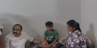 നീണ്ടകരയിൽ കാണാതായ ഗൗതമിന്റെ വീട്ടിലെത്തി മുഖ്യമന്ത്രി