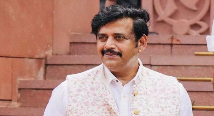 ഉത്തര്പ്രദേശിലെ ഗോരഖ്പൂര് മറ്റൊരു സ്പെയിനാണെന്ന് നടനും ബിജെപി എംപിയുമായ രവി കിഷന് ഉത്തര്പ്രദേശിലെ ഗോരഖ്പൂര് മറ്റൊരു സ്പെയിനാണെന്ന് നടനും ബിജെപി എംപിയുമായ രവി കിഷന്
