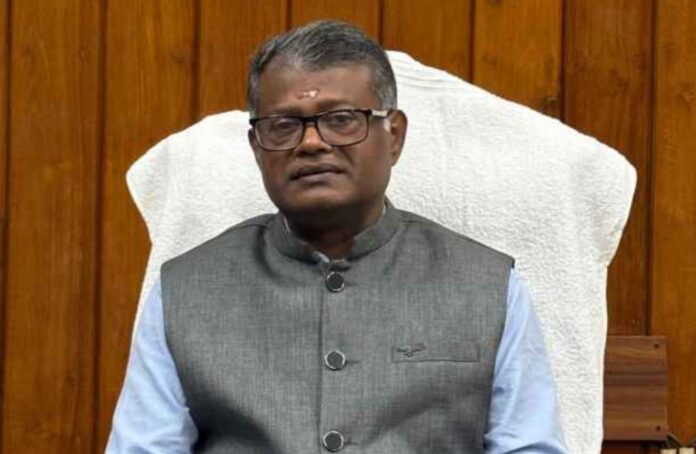 വിവാദങ്ങള്ക്കിടെ വീണ്ടും ആര്എസ്എസ് അനുബന്ധ സംഘടനയുടെ വേദിയിലെത്തി എംജി വൈസ് ചാന്സലര് വിവാദങ്ങള്ക്കിടെ വീണ്ടും ആര്എസ്എസ് അനുബന്ധ സംഘടനയുടെ വേദിയിലെത്തി എംജി വൈസ് ചാന്സലര്