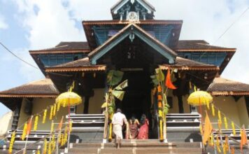 ആറന്മുള പാർത്ഥസാരഥി ക്ഷേത്രത്തിലെ വള്ളസദ്യകൾ മാറ്റിവച്ചു , ചടങ്ങുകൾ മാത്രം നടത്തും