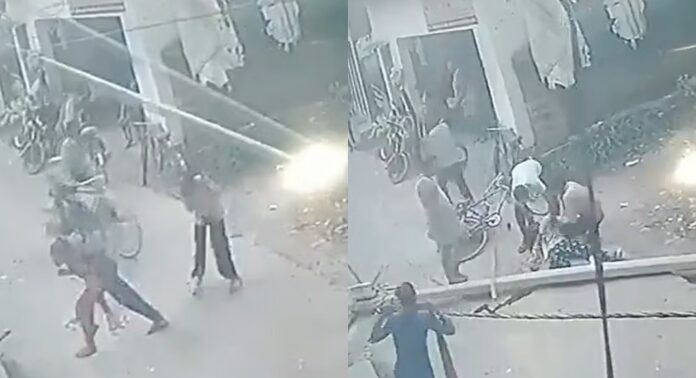 ഉത്തർപ്രദേശിൽ വൈദ്യുത പോസ്റ്റ് ദേഹത്ത് വീണ് 14 വയസ്സുകാരിക്ക് ദാരുണാന്ത്യം ഉത്തർപ്രദേശിൽ വൈദ്യുത പോസ്റ്റ് ദേഹത്ത് വീണ് 14 വയസ്സുകാരിക്ക് ദാരുണാന്ത്യം