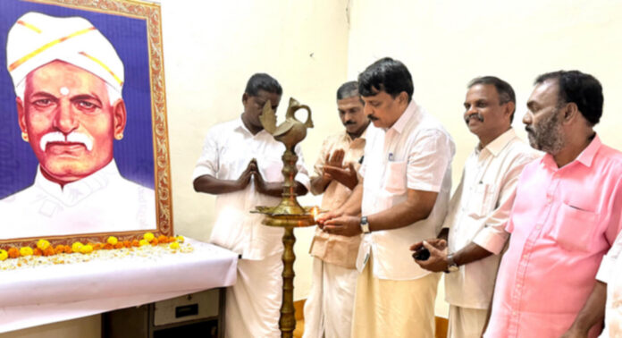 അടിച്ചമർത്തപ്പെട്ടവരുടെ സാമൂഹ്യ മാറ്റത്തിനുവേണ്ടി പോരാടിയ നവോത്ഥാന പ്രതിഭയായിരുന്നു മഹാത്മാ അയ്യങ്കാളി : അഡ്വ. എ.സുരേഷ് കുമാർ അടിച്ചമർത്തപ്പെട്ടവരുടെ സാമൂഹ്യ മാറ്റത്തിനുവേണ്ടി പോരാടിയ നവോത്ഥാന പ്രതിഭയായിരുന്നു മഹാത്മാ അയ്യങ്കാളി : അഡ്വ. എ.സുരേഷ് കുമാർ