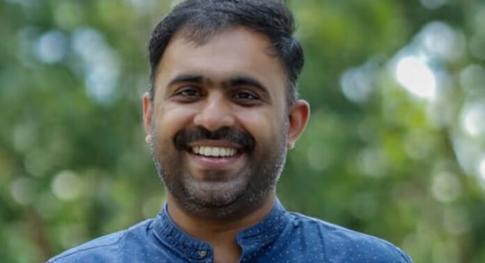 പ്രളയബാധിതർക്ക് ഓണസമ്മാനവുമായി അബിൻ വർക്കി എംഎൽഎ പ്രളയബാധിതർക്ക് ഓണസമ്മാനവുമായി അബിൻ വർക്കി എംഎൽഎ