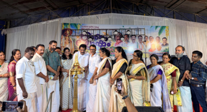 ഫിനിക്സ് പക്ഷിയെപ്പോലെ തകർച്ചയിൽ നിന്നും പറന്നുയരാനുള്ള റാന്നിയുടെ മനക്കരുത്ത് കേരളത്തിന് മാതൃക : ആന്റോ ആന്റണി എം.പി ഫിനിക്സ് പക്ഷിയെപ്പോലെ തകർച്ചയിൽ നിന്നും പറന്നുയരാനുള്ള റാന്നിയുടെ മനക്കരുത്ത് കേരളത്തിന് മാതൃക : ആന്റോ ആന്റണി എം.പി