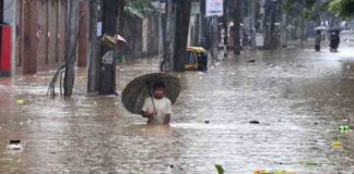 പ്രളയത്തിൽ വലഞ്ഞ് അസം ; മരണസംഖ്യ 99 ആയി