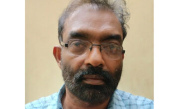 ക്ഷേത്രത്തില് വച്ച് സ്ത്രീയുടെ കണ്ണിൽ മുളകുപൊടി വിതറി മാല പൊട്ടിക്കാൻ ശ്രമിച്ച പൂജാരി പിടിയില്