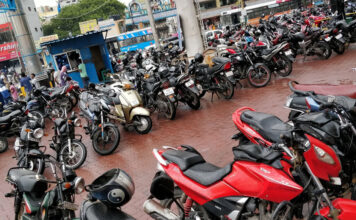ഇരുചക്രവാഹനങ്ങളിൽ പുതിയ സംവിധാനം ; പുക കൂടിയാൽ വാഹനത്തിന്റെ വേഗം കുറയും