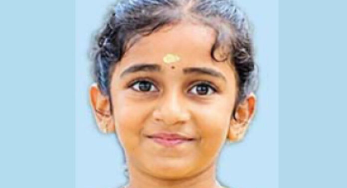 ഗുരുതരമായി പൊള്ളലേറ്റ് ചികിത്സയിലായിരുന്ന രണ്ടാം ക്ലാസ് വിദ്യാര്ത്ഥിനി ന്യൂമോണിയ ബാധയെ തുടർന്ന് മരിച്ചു ഗുരുതരമായി പൊള്ളലേറ്റ് ചികിത്സയിലായിരുന്ന രണ്ടാം ക്ലാസ് വിദ്യാര്ത്ഥിനി ന്യൂമോണിയ ബാധയെ തുടർന്ന് മരിച്ചു