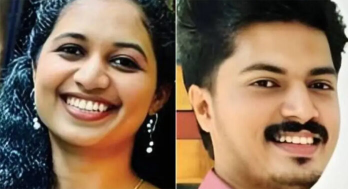 പ്രതിശ്രുത വധൂവരന്മാർ മണിക്കൂറുകളുടെ വ്യത്യാസത്തിൽ മരിച്ച സംഭവം ; ഫോണുകൾ പരിശോധിക്കാനൊരുങ്ങി പോലീസ് പ്രതിശ്രുത വധൂവരന്മാർ മണിക്കൂറുകളുടെ വ്യത്യാസത്തിൽ മരിച്ച സംഭവം ; ഫോണുകൾ പരിശോധിക്കാനൊരുങ്ങി പോലീസ്